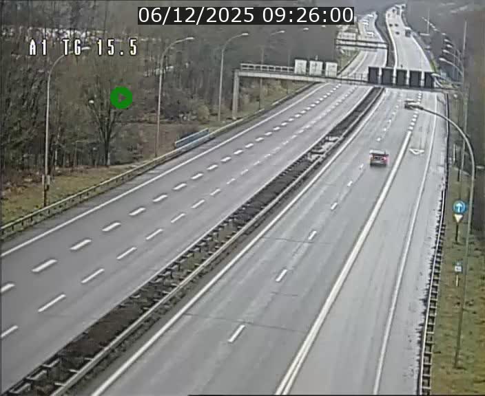 <h2>Traffic live webcam Luxembourg Munsbach - A1 direction Luxembourg - BK 15.5</h2>