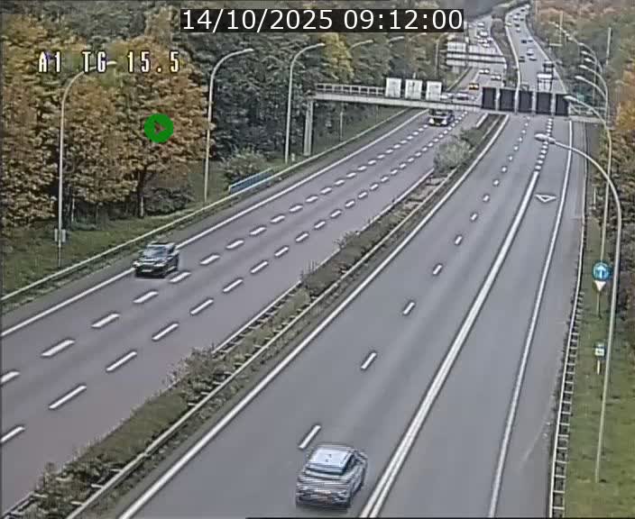 <h2>Traffic live webcam Luxembourg Munsbach - A1 direction Luxembourg - BK 15.5</h2>