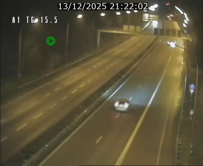 <h2>Traffic live webcam Luxembourg Munsbach - A1 direction Luxembourg - BK 15.5</h2>