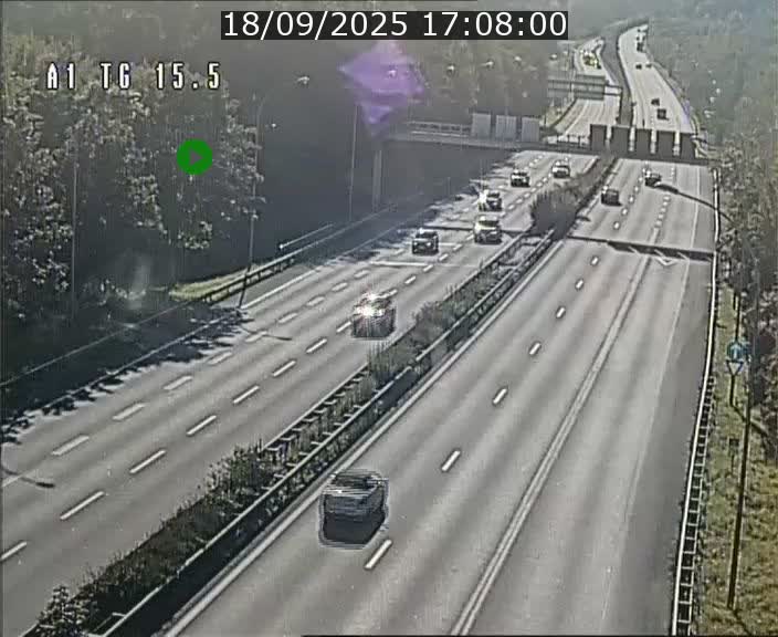 <h2>Traffic live webcam Luxembourg Munsbach - A1 direction Luxembourg - BK 15.5</h2>