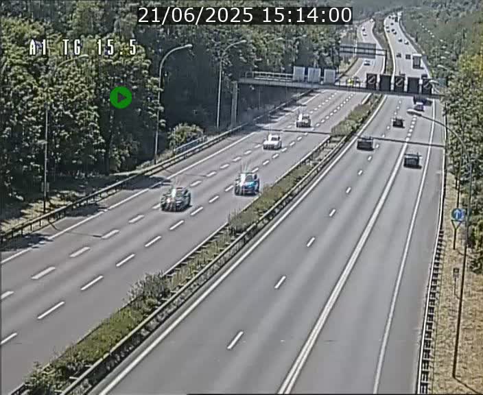 <h2>Traffic live webcam Luxembourg Munsbach - A1 direction Luxembourg - BK 15.5</h2>