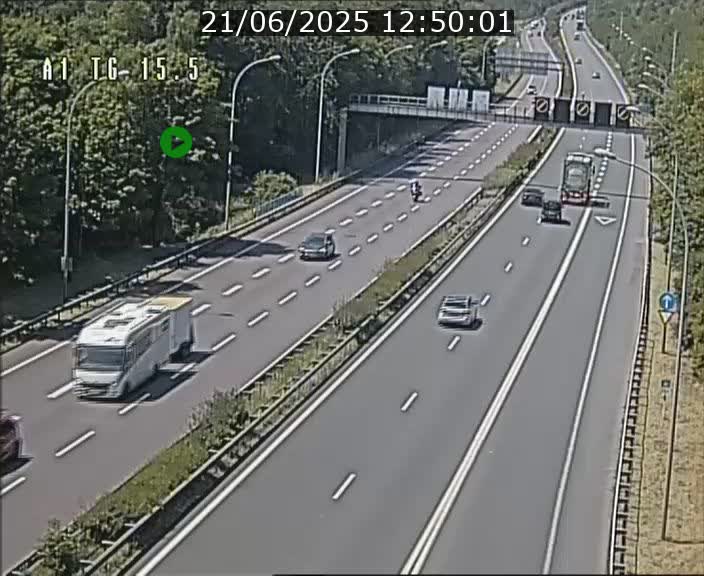 <h2>Traffic live webcam Luxembourg Munsbach - A1 direction Luxembourg - BK 15.5</h2>