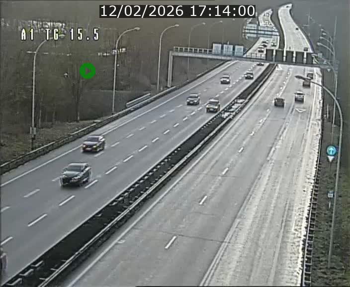 <h2>Traffic live webcam Luxembourg Munsbach - A1 direction Luxembourg - BK 15.5</h2>