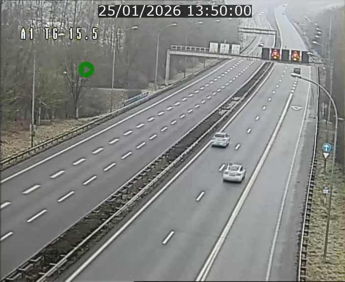 <h2>Traffic live webcam Luxembourg Munsbach - A1 direction Luxembourg - BK 15.5</h2>
