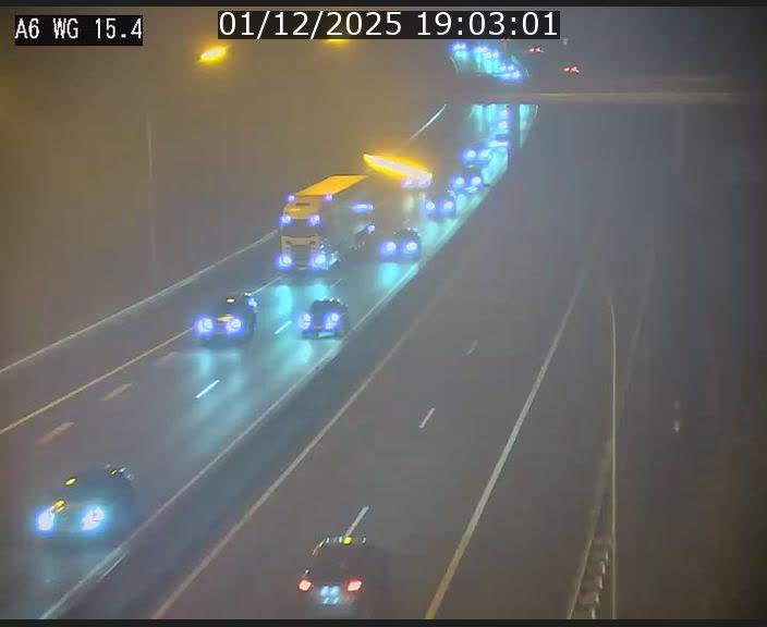 <h2>Traffic live webcam Luxembourg Capellen - A6 - BK 15.4 - direction Luxembourg/France/Allemagne</h2>