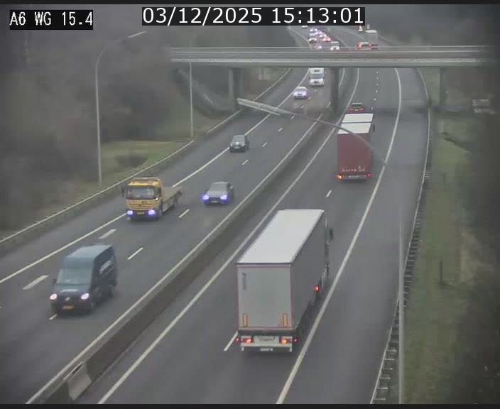 Traffic live webcam Luxembourg Capellen - A6 - BK 15.4 - direction Luxembourg/France/Allemagne