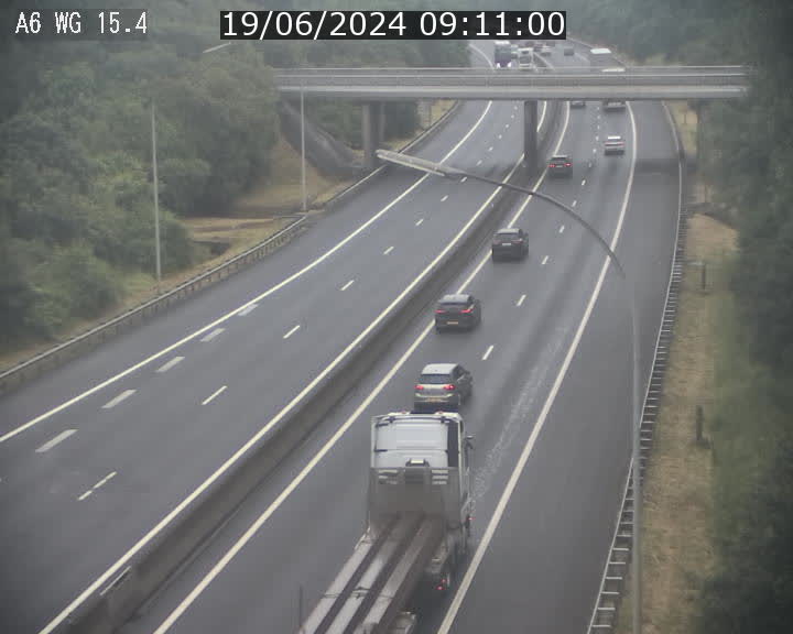 <h2>Traffic live webcam Luxembourg Capellen - A6 - BK 15.4 - direction Luxembourg/France/Allemagne</h2>
