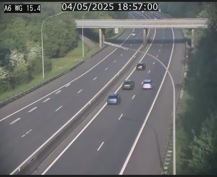 Traffic live webcam Luxembourg Capellen - A6 - BK 15.4 - direction Luxembourg/France/Allemagne