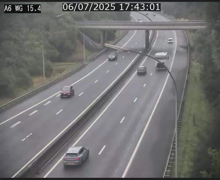 Traffic live webcam Luxembourg Capellen - A6 - BK 15.4 - direction Luxembourg/France/Allemagne