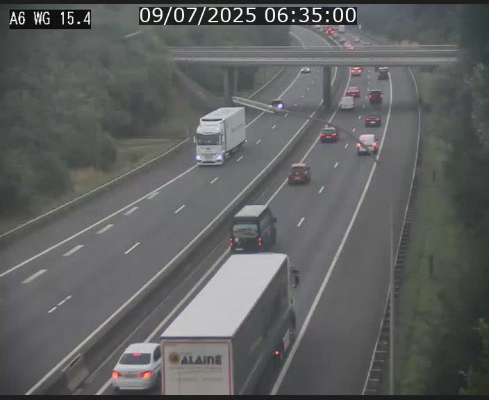 Traffic live webcam Luxembourg Capellen - A6 - BK 15.4 - direction Luxembourg/France/Allemagne