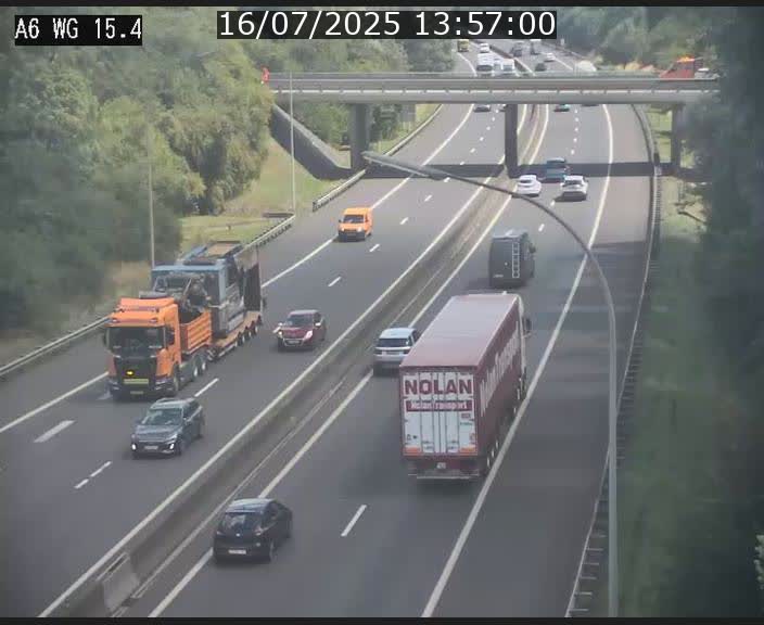 Traffic live webcam Luxembourg Capellen - A6 - BK 15.4 - direction Luxembourg/France/Allemagne