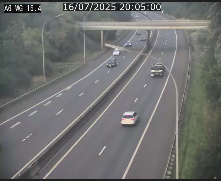 Traffic live webcam Luxembourg Capellen - A6 - BK 15.4 - direction Luxembourg/France/Allemagne