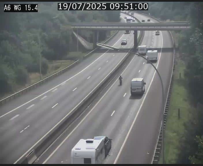 Traffic live webcam Luxembourg Capellen - A6 - BK 15.4 - direction Luxembourg/France/Allemagne