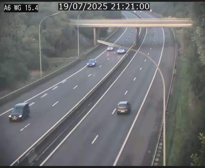 Traffic live webcam Luxembourg Capellen - A6 - BK 15.4 - direction Luxembourg/France/Allemagne