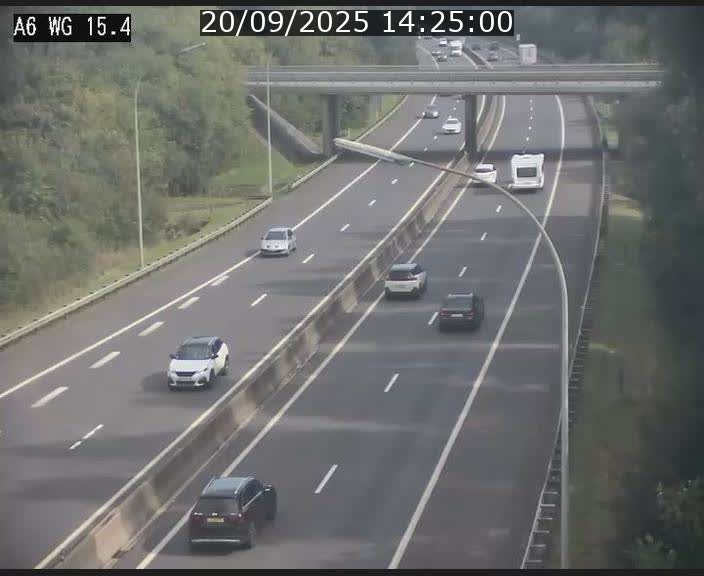 Traffic live webcam Luxembourg Capellen - A6 - BK 15.4 - direction Luxembourg/France/Allemagne