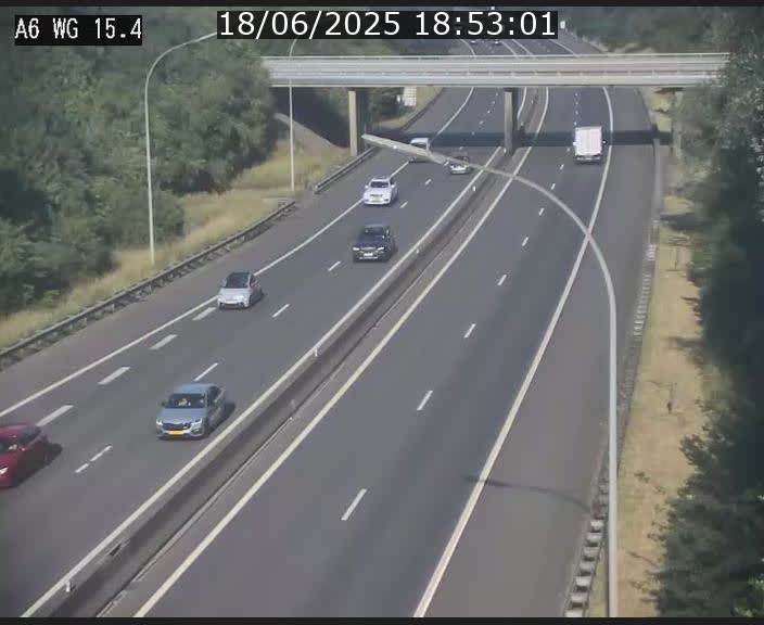 <h2>Traffic live webcam Luxembourg Capellen - A6 - BK 15.4 - direction Luxembourg/France/Allemagne</h2>