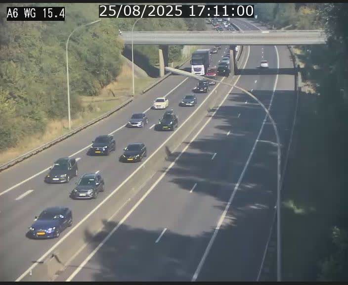 Traffic live webcam Luxembourg Capellen - A6 - BK 15.4 - direction Luxembourg/France/Allemagne