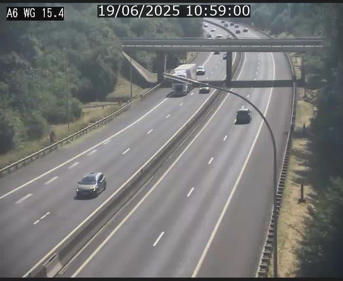 <h2>Traffic live webcam Luxembourg Capellen - A6 - BK 15.4 - direction Luxembourg/France/Allemagne</h2>