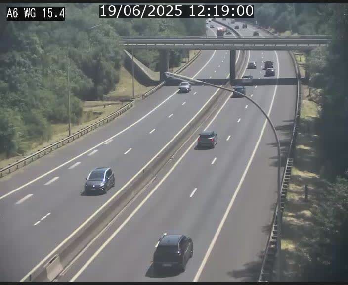 <h2>Traffic live webcam Luxembourg Capellen - A6 - BK 15.4 - direction Luxembourg/France/Allemagne</h2>