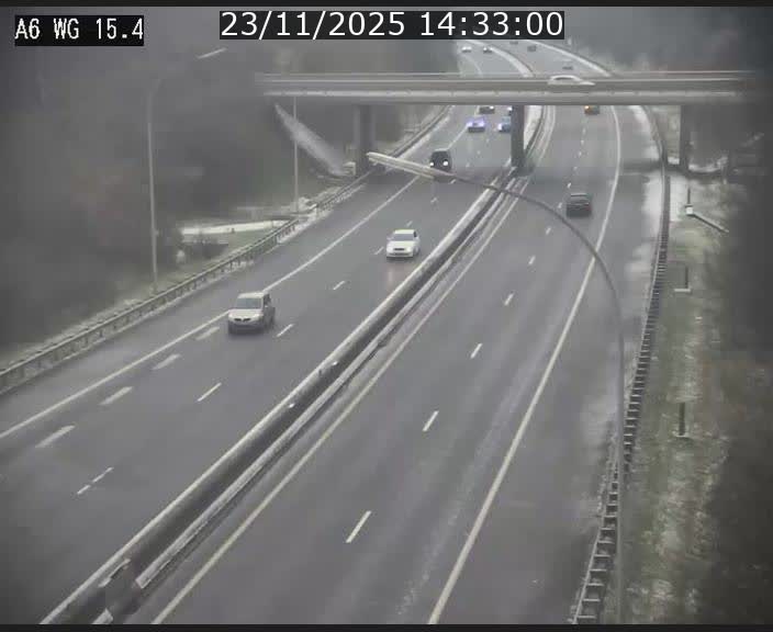 <h2>Traffic live webcam Luxembourg Capellen - A6 - BK 15.4 - direction Luxembourg/France/Allemagne</h2>