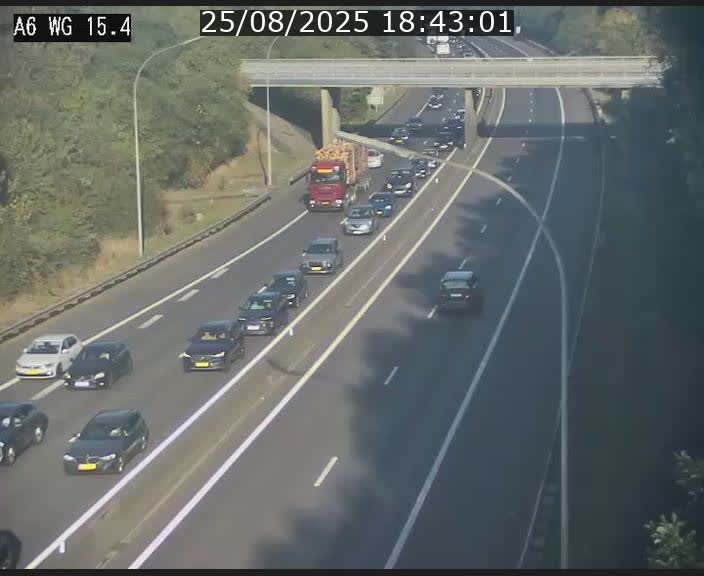 <h2>Traffic live webcam Luxembourg Capellen - A6 - BK 15.4 - direction Luxembourg/France/Allemagne</h2>