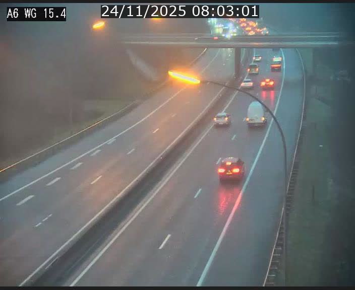 <h2>Traffic live webcam Luxembourg Capellen - A6 - BK 15.4 - direction Luxembourg/France/Allemagne</h2>