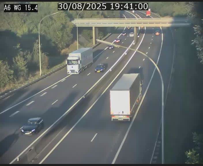 <h2>Traffic live webcam Luxembourg Capellen - A6 - BK 15.4 - direction Luxembourg/France/Allemagne</h2>