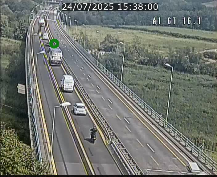 <h2>Traffic live webcam Luxembourg Niederanven - A1 direction Allemagne - BK 16.1</h2>