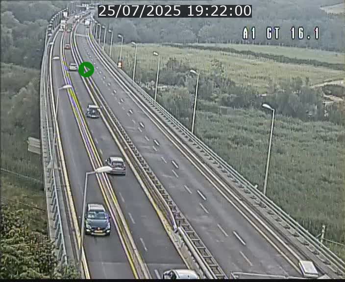 <h2>Traffic live webcam Luxembourg Niederanven - A1 direction Allemagne - BK 16.1</h2>