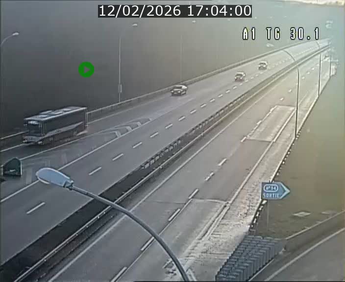 <h2>Traffic live webcam Luxembourg Grevenmacher - A1 direction Luxembourg - BK 30.1</h2>