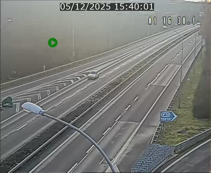<h2>Traffic live webcam Luxembourg Grevenmacher - A1 direction Luxembourg - BK 30.1</h2>