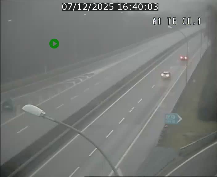 <h2>Traffic live webcam Luxembourg Grevenmacher - A1 direction Luxembourg - BK 30.1</h2>