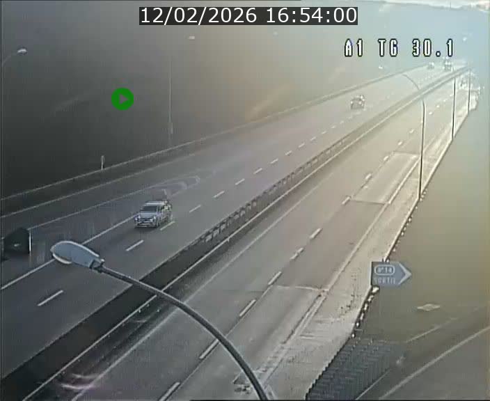 <h2>Traffic live webcam Luxembourg Grevenmacher - A1 direction Luxembourg - BK 30.1</h2>