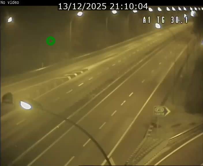 <h2>Traffic live webcam Luxembourg Grevenmacher - A1 direction Luxembourg - BK 30.1</h2>