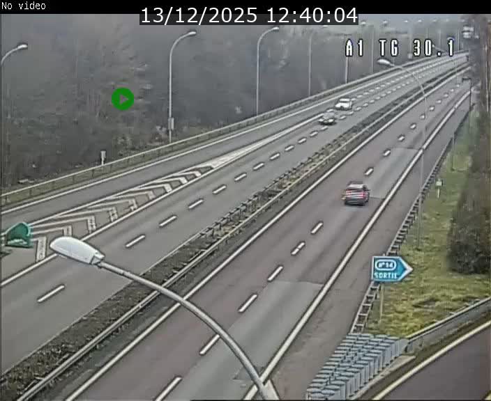 <h2>Traffic live webcam Luxembourg Grevenmacher - A1 direction Luxembourg - BK 30.1</h2>