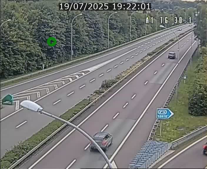 <h2>Traffic live webcam Luxembourg Grevenmacher - A1 direction Luxembourg - BK 30.1</h2>