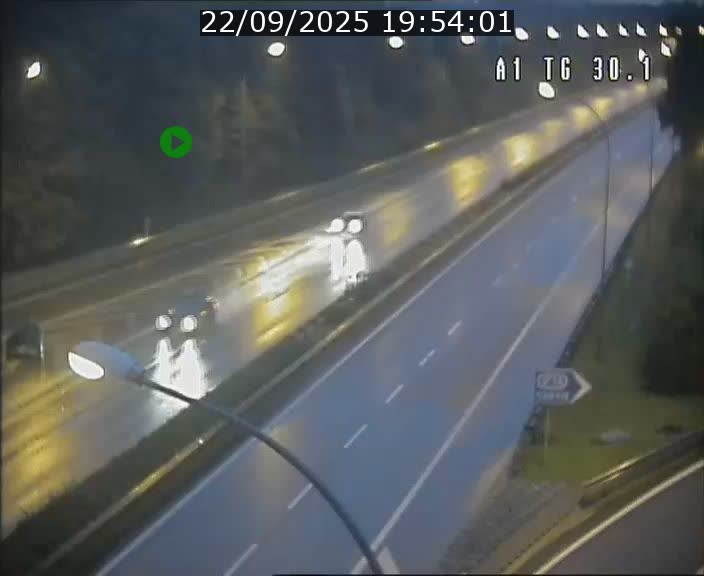 <h2>Traffic live webcam Luxembourg Grevenmacher - A1 direction Luxembourg - BK 30.1</h2>
