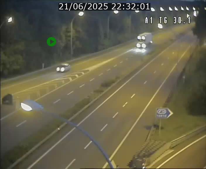 <h2>Traffic live webcam Luxembourg Grevenmacher - A1 direction Luxembourg - BK 30.1</h2>