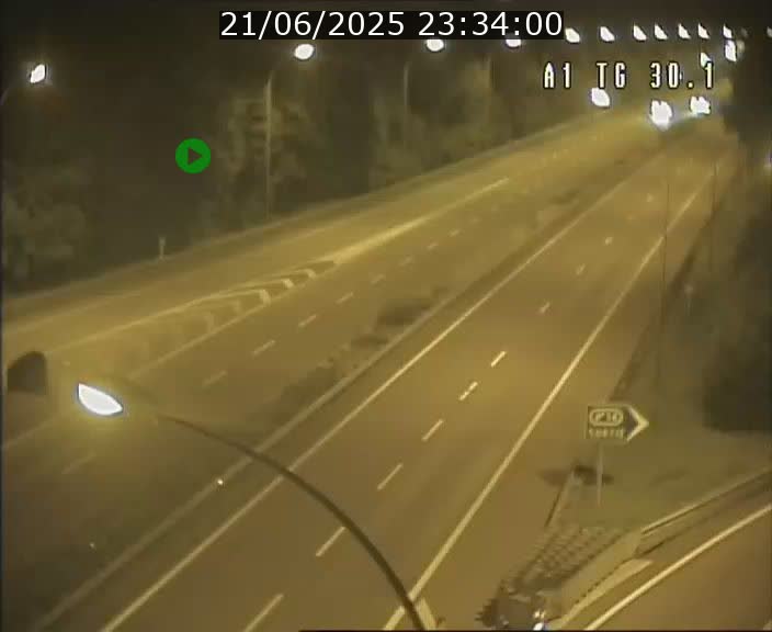 <h2>Traffic live webcam Luxembourg Grevenmacher - A1 direction Luxembourg - BK 30.1</h2>