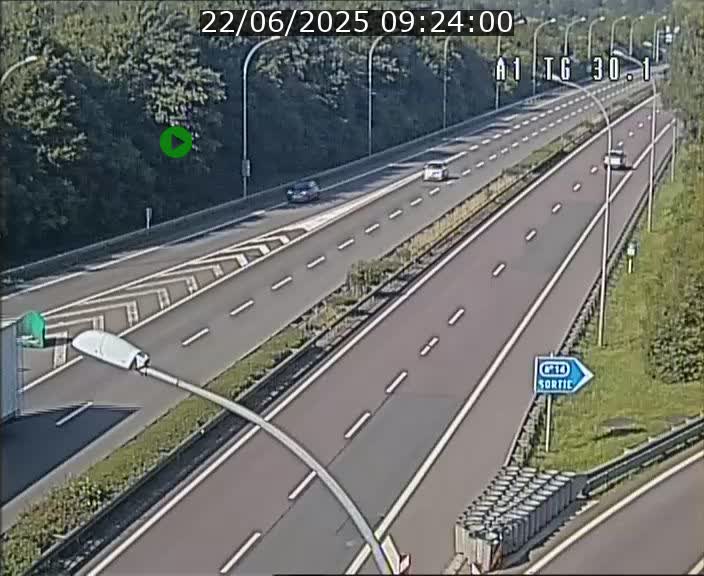 <h2>Traffic live webcam Luxembourg Grevenmacher - A1 direction Luxembourg - BK 30.1</h2>