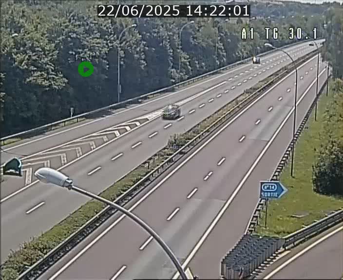<h2>Traffic live webcam Luxembourg Grevenmacher - A1 direction Luxembourg - BK 30.1</h2>