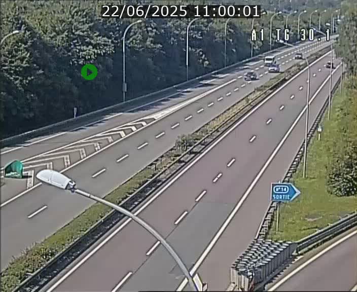<h2>Traffic live webcam Luxembourg Grevenmacher - A1 direction Luxembourg - BK 30.1</h2>