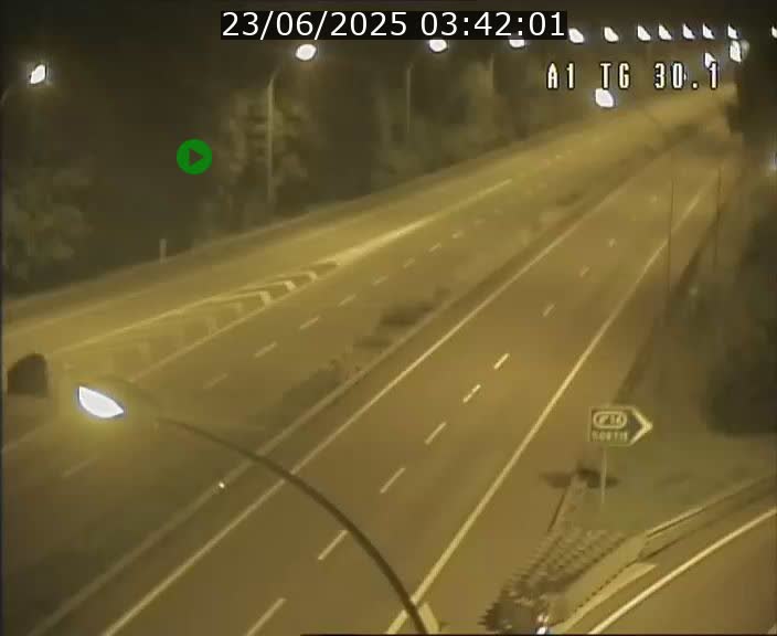 <h2>Traffic live webcam Luxembourg Grevenmacher - A1 direction Luxembourg - BK 30.1</h2>