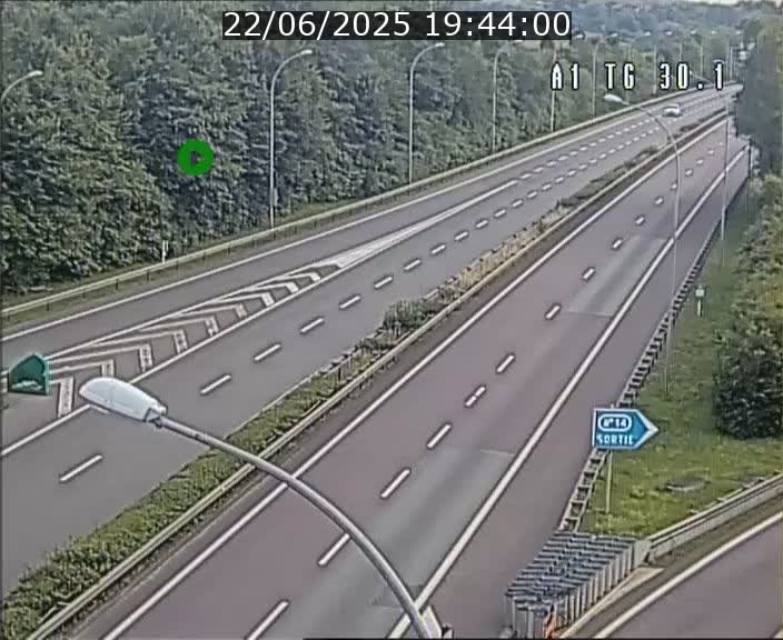 <h2>Traffic live webcam Luxembourg Grevenmacher - A1 direction Luxembourg - BK 30.1</h2>