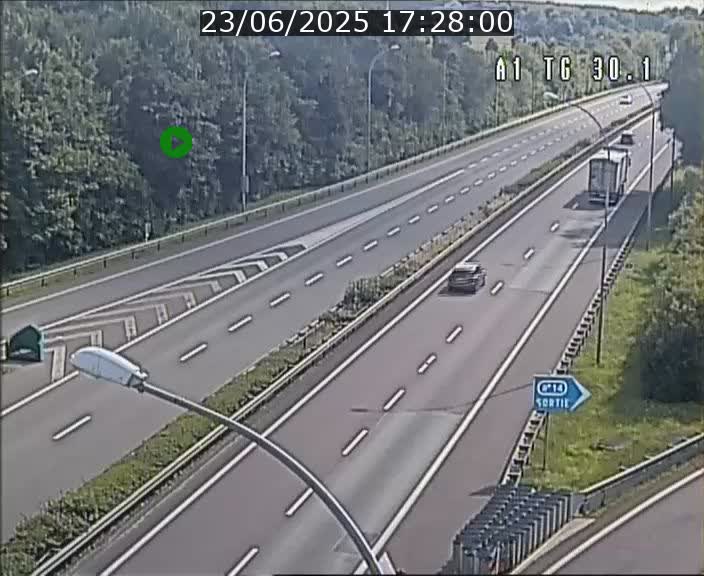 <h2>Traffic live webcam Luxembourg Grevenmacher - A1 direction Luxembourg - BK 30.1</h2>