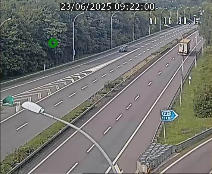 <h2>Traffic live webcam Luxembourg Grevenmacher - A1 direction Luxembourg - BK 30.1</h2>