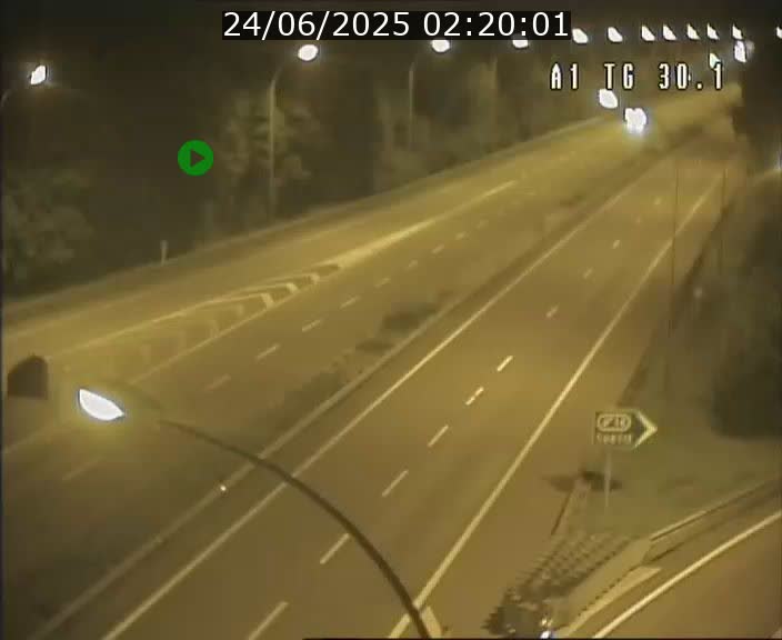 <h2>Traffic live webcam Luxembourg Grevenmacher - A1 direction Luxembourg - BK 30.1</h2>