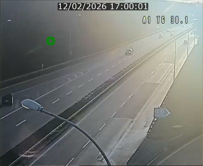 <h2>Traffic live webcam Luxembourg Grevenmacher - A1 direction Luxembourg - BK 30.1</h2>