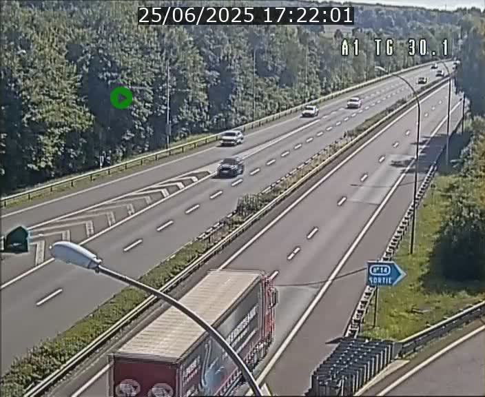 <h2>Traffic live webcam Luxembourg Grevenmacher - A1 direction Luxembourg - BK 30.1</h2>