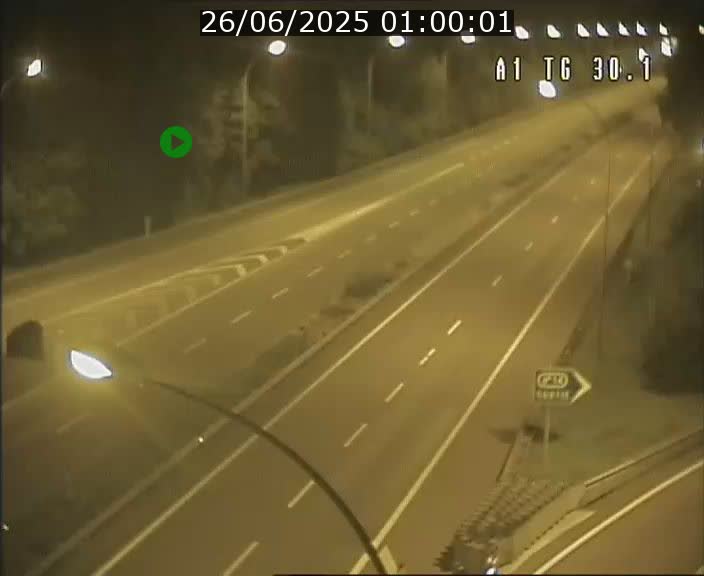 <h2>Traffic live webcam Luxembourg Grevenmacher - A1 direction Luxembourg - BK 30.1</h2>